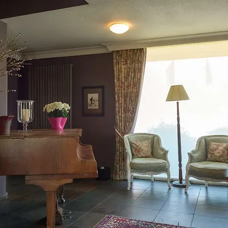 Ogduinhof Hotel *